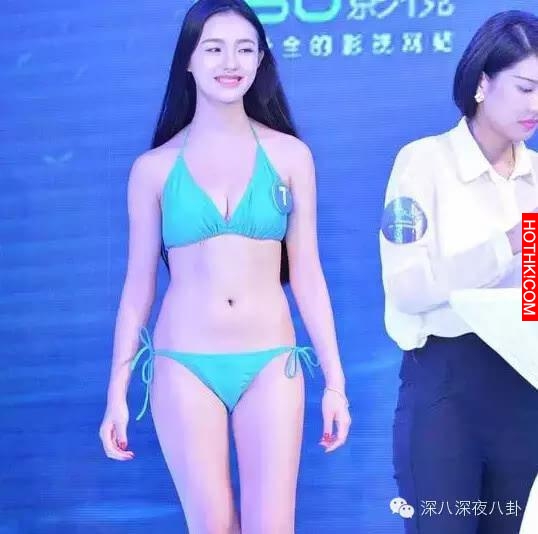 周星馳是如何從12萬佳麗中選出林允這條美人魚的？