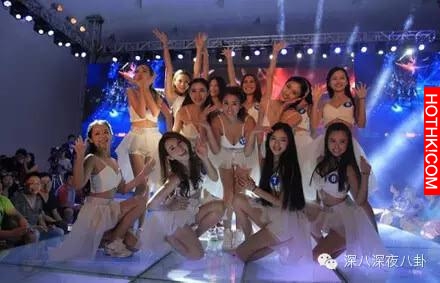 周星馳是如何從12萬佳麗中選出林允這條美人魚的？