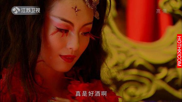 她早年出道貌美如花，色誘過胡歌又被范冰冰提攜做主演如今消失