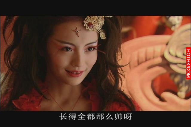 她早年出道貌美如花，色誘過胡歌又被范冰冰提攜做主演如今消失