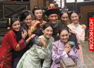 她曾被黃曉明『拋棄』,與baby傻傻分不清,如今幸福美滿.