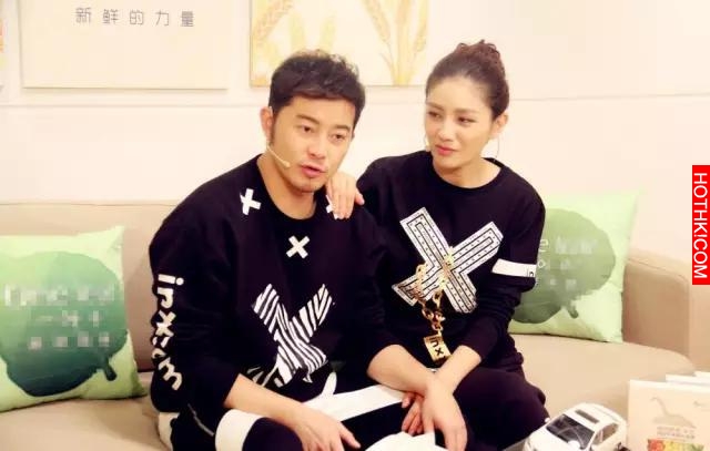 她曾被黃曉明『拋棄』,與baby傻傻分不清,如今幸福美滿.