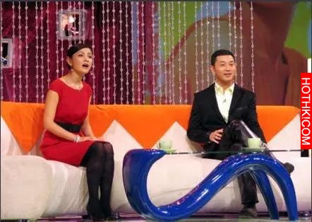 她曾被黃曉明『拋棄』,與baby傻傻分不清,如今幸福美滿.