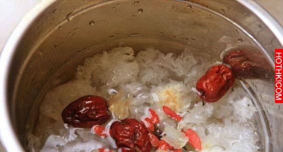 女人：教你一招保證你滿臉的膠原蛋白！