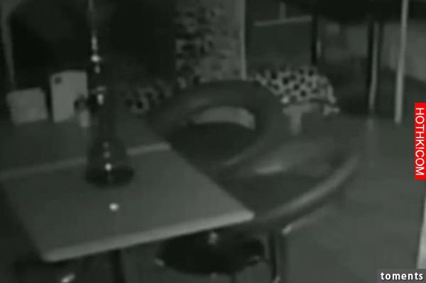 空無一人的酒吧內竟然拍到了令人毛骨悚然的一幕！員工甚至說：還有更誇張的... ...