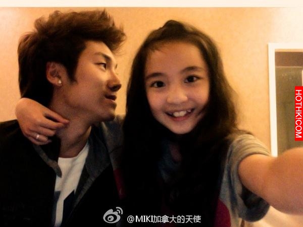 4年了，12歲蘿莉愛上24歲歌手的那個故事有ending了！