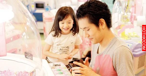 4年了，12歲蘿莉愛上24歲歌手的那個故事有ending了！