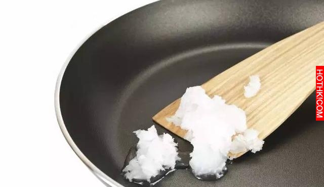 一瓶椰子油就能搞定你的生活？做飯、護膚、消炎、排毒用法大全看這裡！