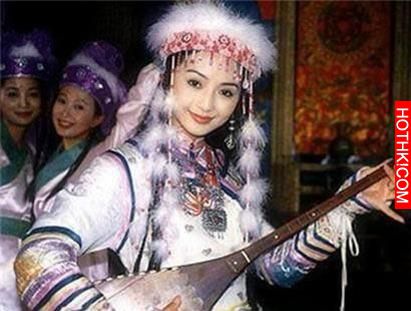 還珠格格「香妃」車禍頭骨破裂去世真相被揭開，坐車後排的人千萬要注意這ㄧ點....背後 ...