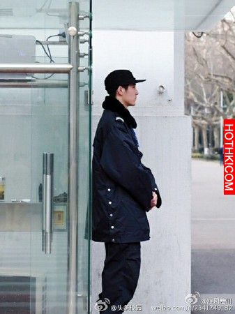 大學保全激像趙又廷！網友全都跪趴尖叫：「好想換學校阿」... ...