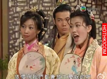 英皇一姐卻常年演配角，與謝霆峰談戀愛，卻嫁給了陳奕迅的老鄰居