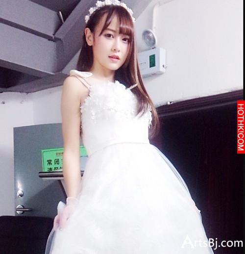 唐安琪遇意外被燒傷SNH48隊友：她是那麼怕疼的人