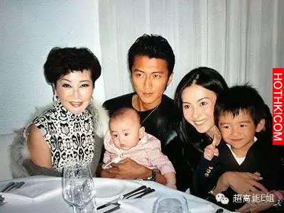 張承中就像當年的謝霆鋒，Selina卻比張柏芝高明得多