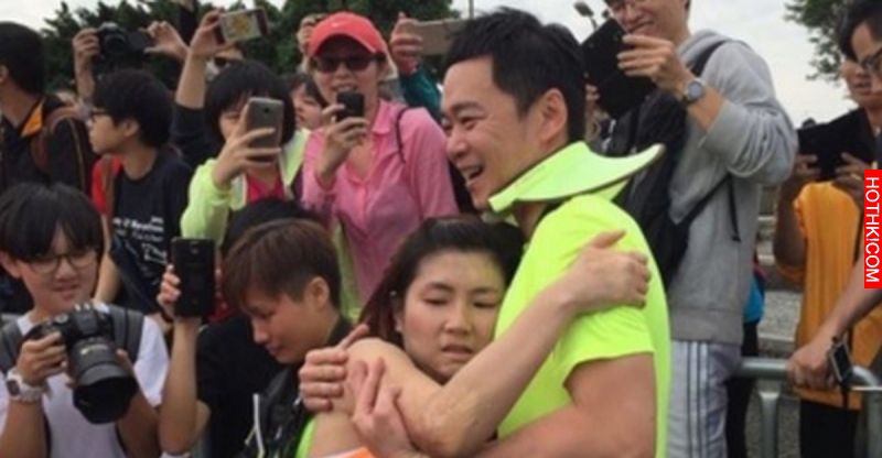 去年Selina跑半馬癱倒在「張承中」的懷裡，看似感人的照片背後，竟然是讓人不寒而慄的 ...