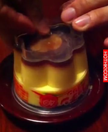 太絕了！布丁盒下方的「小拴子」，竟然隱藏著強大用途！長到現在還不知道糗翻了，真相 ...